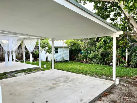 5300 NW 1st Avenue Oakland Park FL 33309