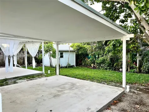 5300 NW 1st Avenue Oakland Park FL 33309