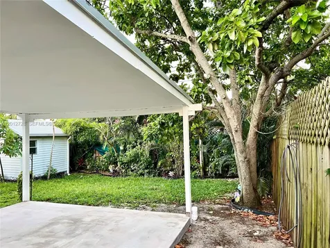 5300 NW 1st Avenue Oakland Park FL 33309
