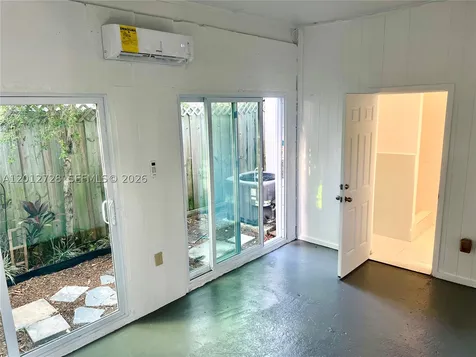 5300 NW 1st Avenue Oakland Park FL 33309