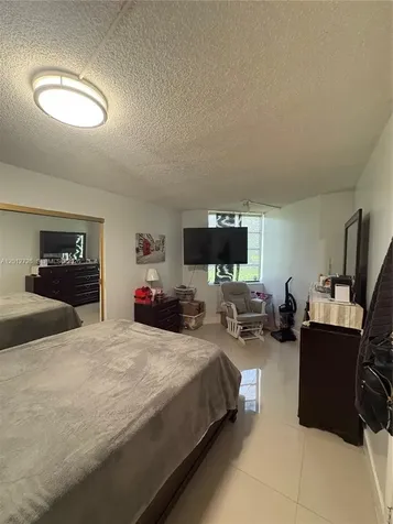 9531 Seagrape Drive Davie FL 33324