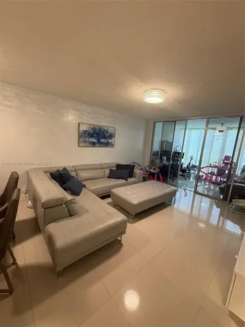 9531 Seagrape Drive Davie FL 33324