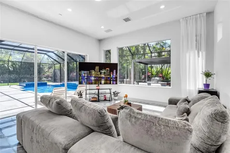 6803 NW 116th Avenue Parkland FL 33076
