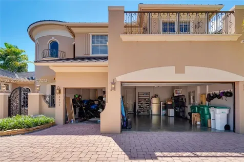 6803 NW 116th Avenue Parkland FL 33076