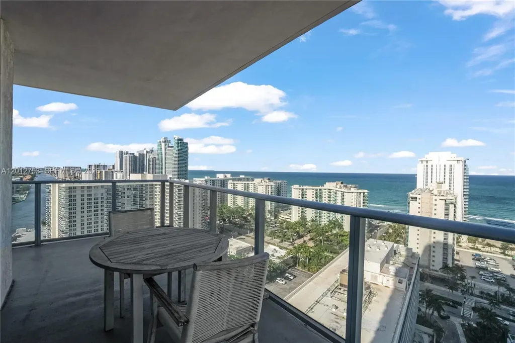 4010 S Ocean Drive Hollywood FL 33019