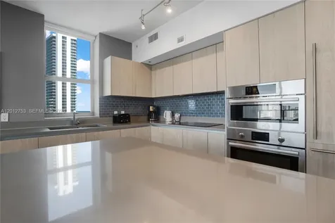 4010 S Ocean Drive Hollywood FL 33019