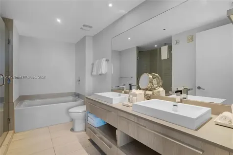 4010 S Ocean Drive Hollywood FL 33019