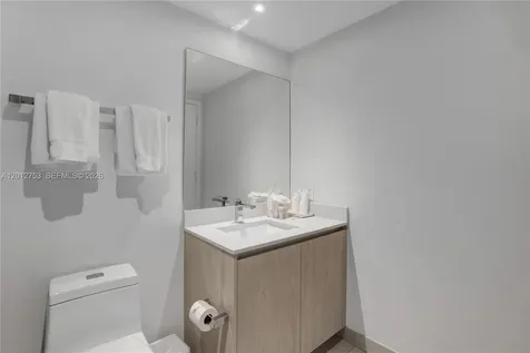 4010 S Ocean Drive Hollywood FL 33019