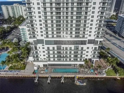 4010 S Ocean Drive Hollywood FL 33019