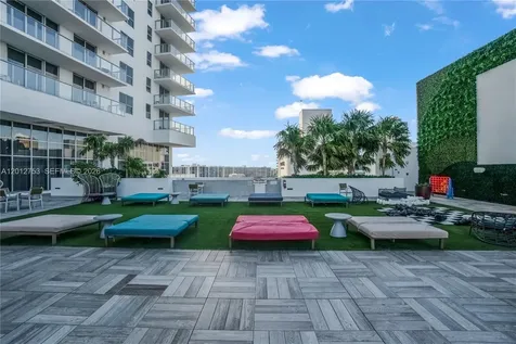 4010 S Ocean Drive Hollywood FL 33019