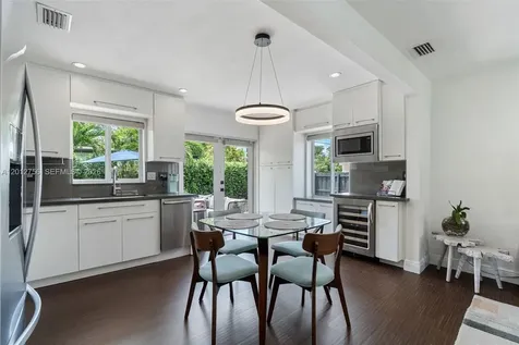 4370 SW 11th Street Miami FL 33134