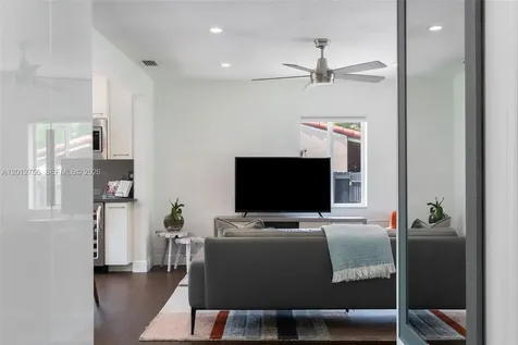 4370 SW 11th Street Miami FL 33134