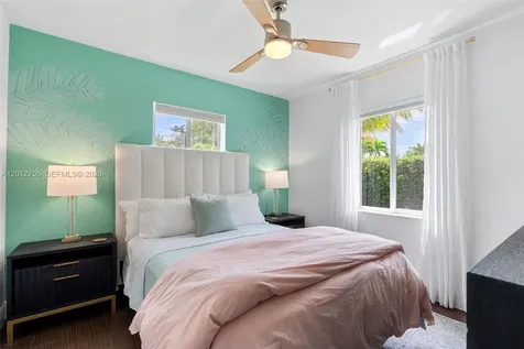4370 SW 11th Street Miami FL 33134
