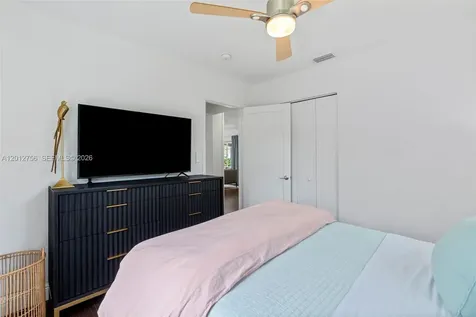4370 SW 11th Street Miami FL 33134