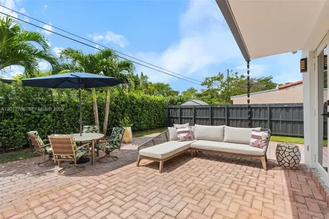 4370 SW 11th Street Miami FL 33134