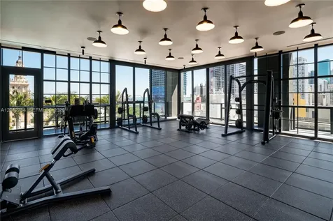 601 NE 1st Avenue Miami FL 33132
