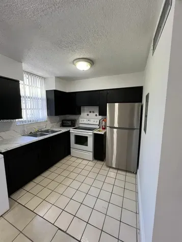 6133 SW 69th Street South Miami FL 33143