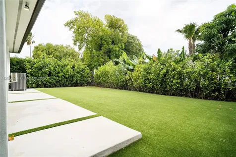 8811 Carlyle Avenue Surfside FL 33154