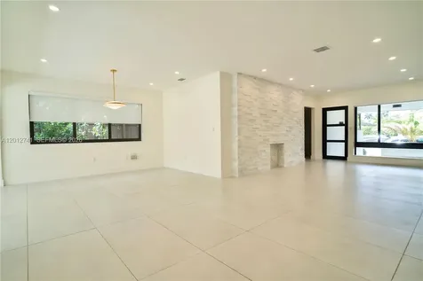 8811 Carlyle Avenue Surfside FL 33154