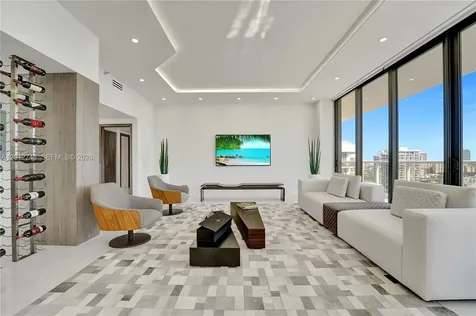 20281 E Country Club Drive Aventura FL 33180