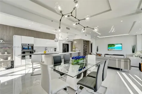 20281 E Country Club Drive Aventura FL 33180
