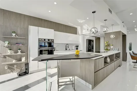 20281 E Country Club Drive Aventura FL 33180
