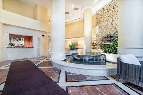 20281 E Country Club Drive Aventura FL 33180
