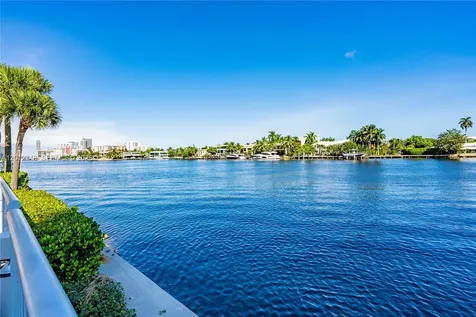 20281 E Country Club Drive Aventura FL 33180