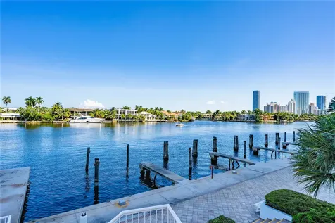 20281 E Country Club Drive Aventura FL 33180