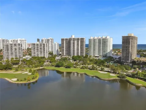 20281 E Country Club Drive Aventura FL 33180