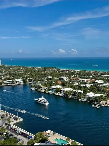 20281 E Country Club Drive Aventura FL 33180