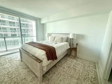 55 SE 6th Street Miami FL 33131