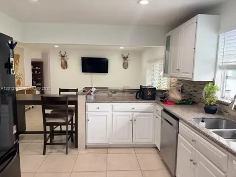 2220 SW 125th Court Miami FL 33175