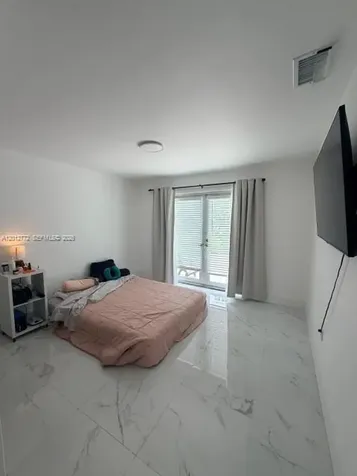 2220 SW 125th Court Miami FL 33175