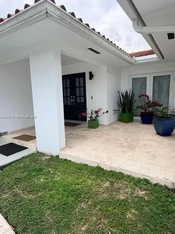 2220 SW 125th Court Miami FL 33175