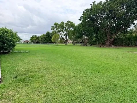 2220 SW 125th Court Miami FL 33175