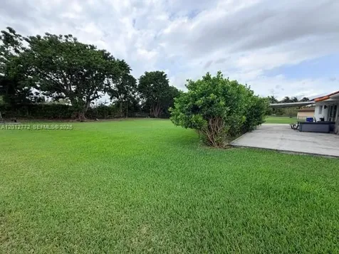 2220 SW 125th Court Miami FL 33175