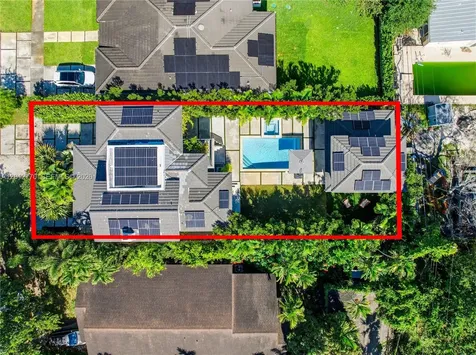 436 NE 88th Street El Portal FL 33138