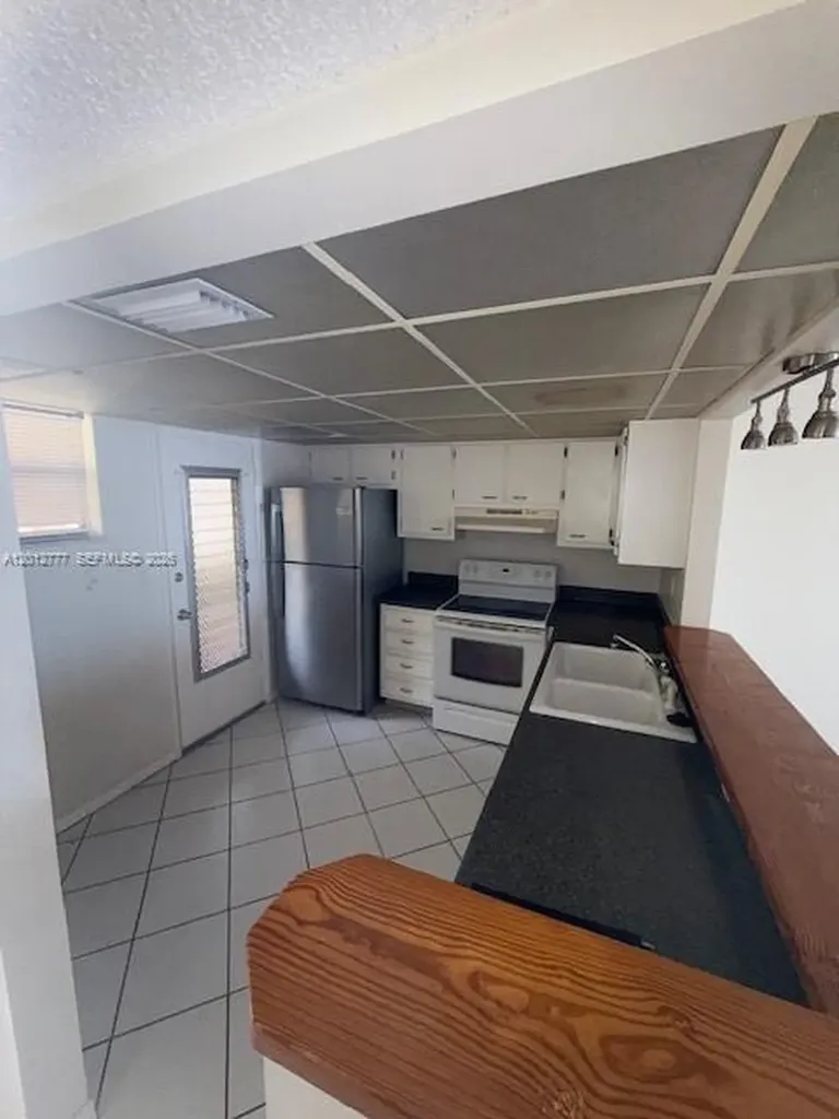 406 NW 68th Avenue Plantation FL 33317