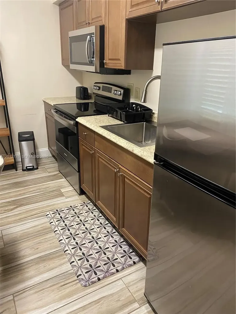 326 Roosevelt Street 1-5 Hollywood FL 33019