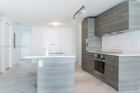 650 NE 32nd Street Miami FL 33137