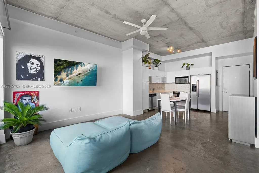 133 NE 2nd Avenue Miami FL 33132