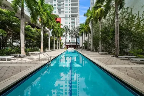 133 NE 2nd Avenue Miami FL 33132