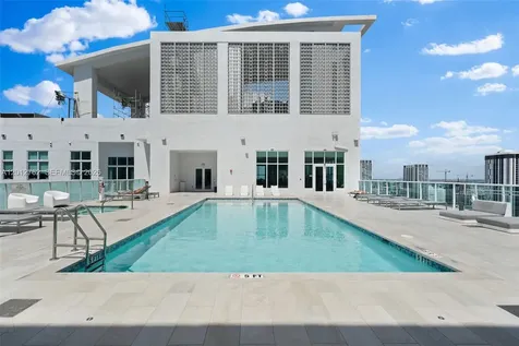 133 NE 2nd Avenue Miami FL 33132