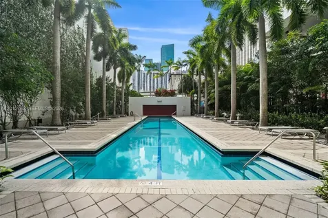 133 NE 2nd Avenue Miami FL 33132