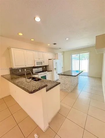 3210 NW 126th Avenue Sunrise FL 33323