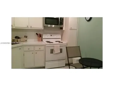 2780 NE 183rd Street Aventura FL 33160