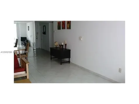 2780 NE 183rd Street Aventura FL 33160
