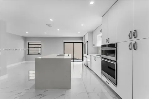 6327 SW 127th Place Miami FL 33183