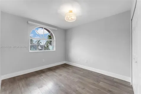 6327 SW 127th Place Miami FL 33183